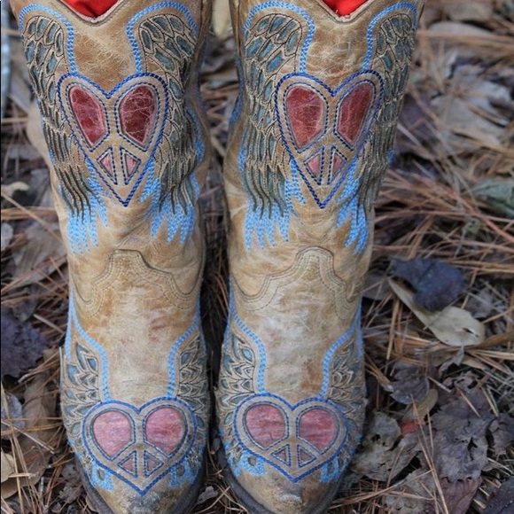 heart peace sign cowboy boots